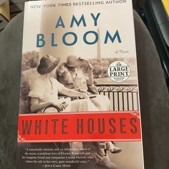 🆕 White Houses: A Novel - Picture 2 of 3